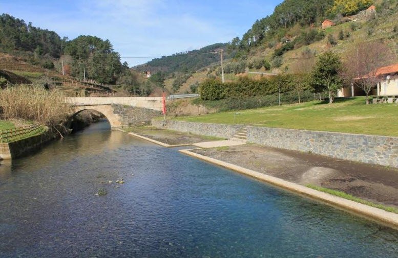 Praia Fluvial de Fornelos, Portugal